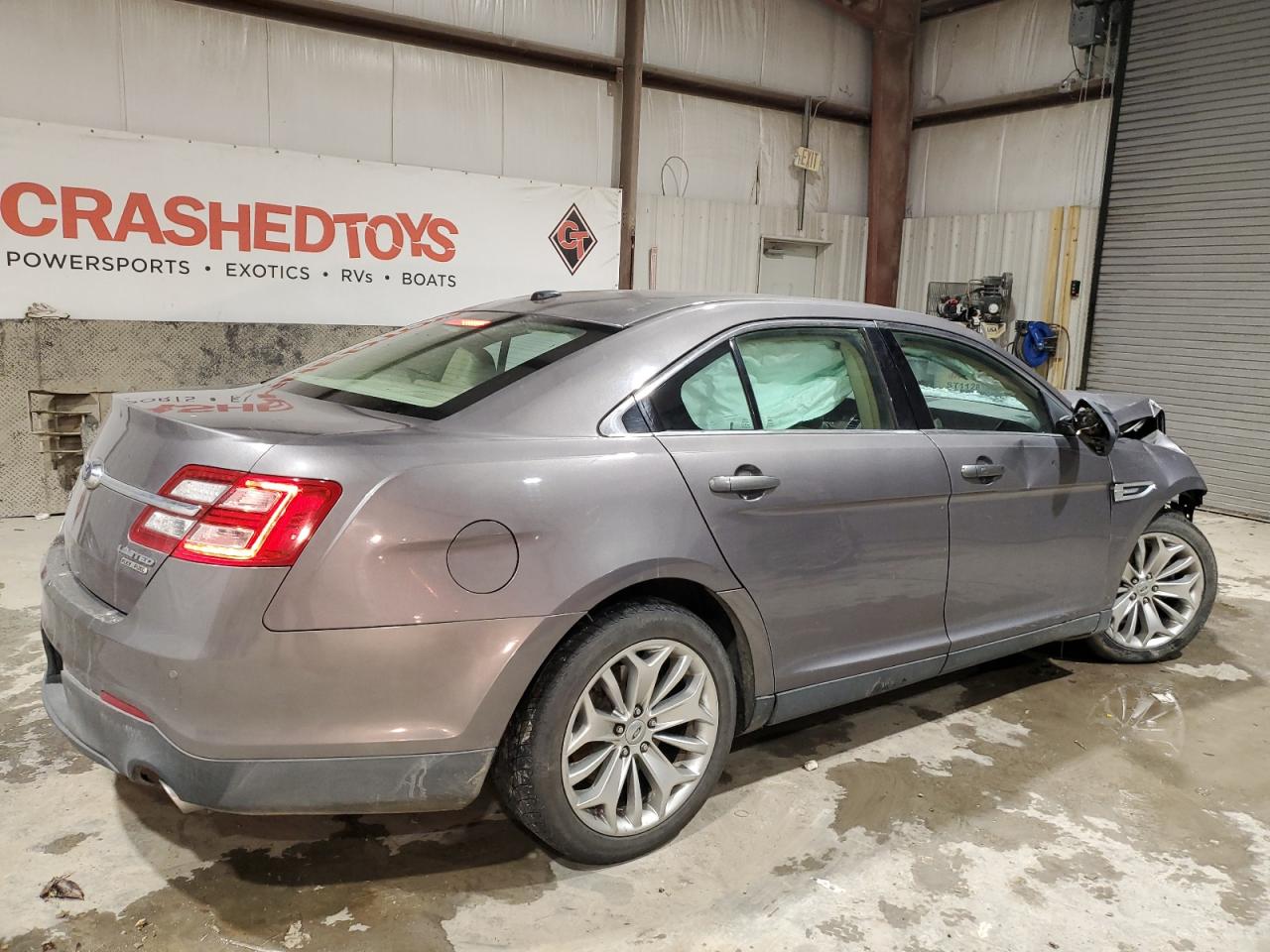 2013 Ford Taurus - Image 3