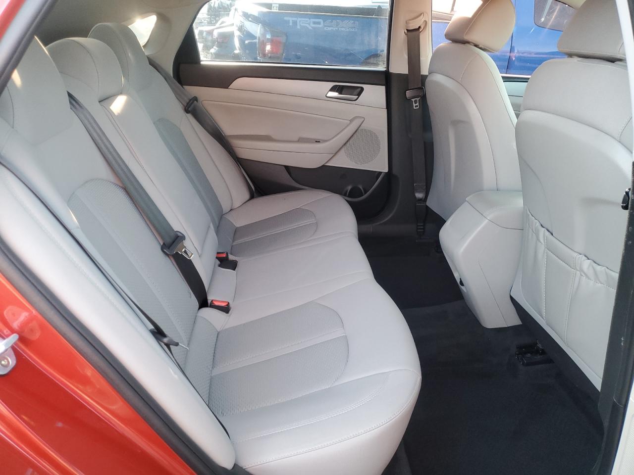 2018 Hyundai Sonata - Image 10
