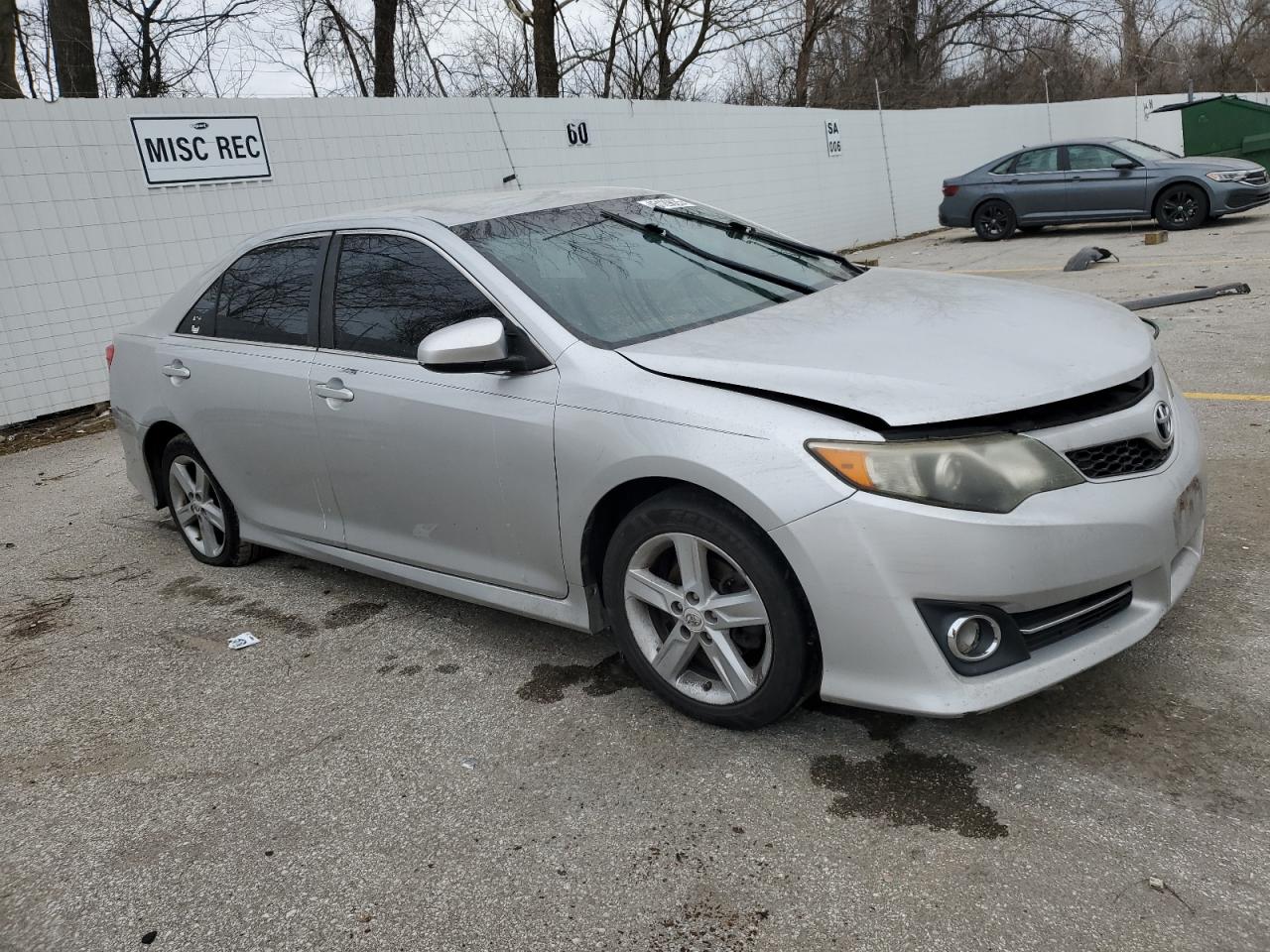 2012 Toyota Camry - Image 4