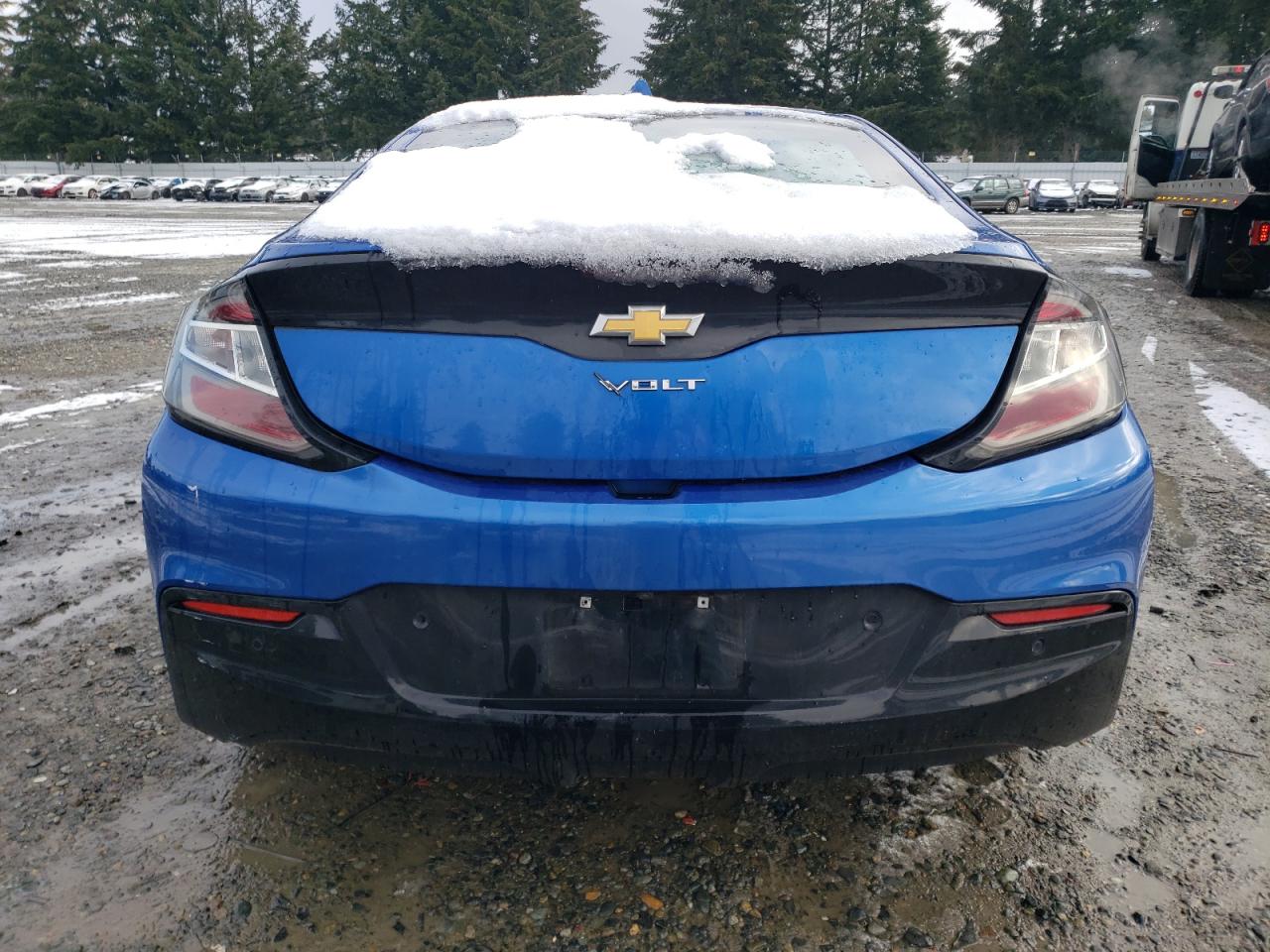 2018 Chevrolet Volt - Image 6