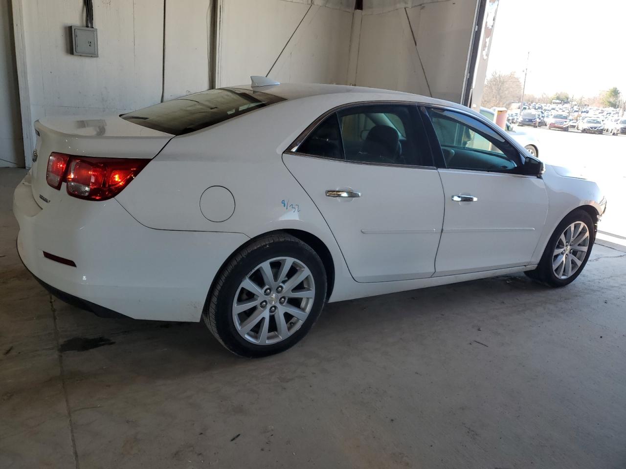 2015 Chevrolet Malibu - Image 3