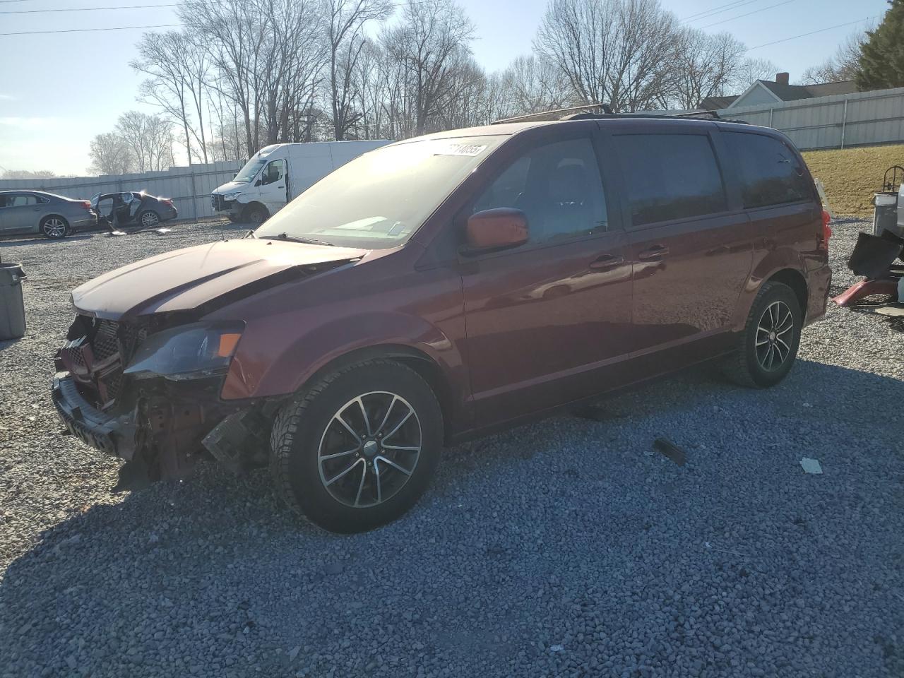 2018 Dodge Caravan - Image 1