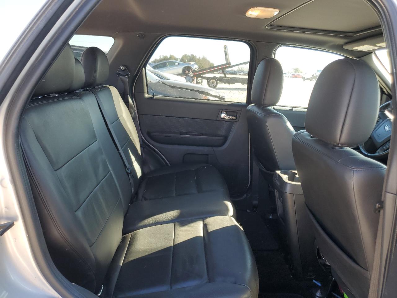 2010 Ford Escape - Image 11