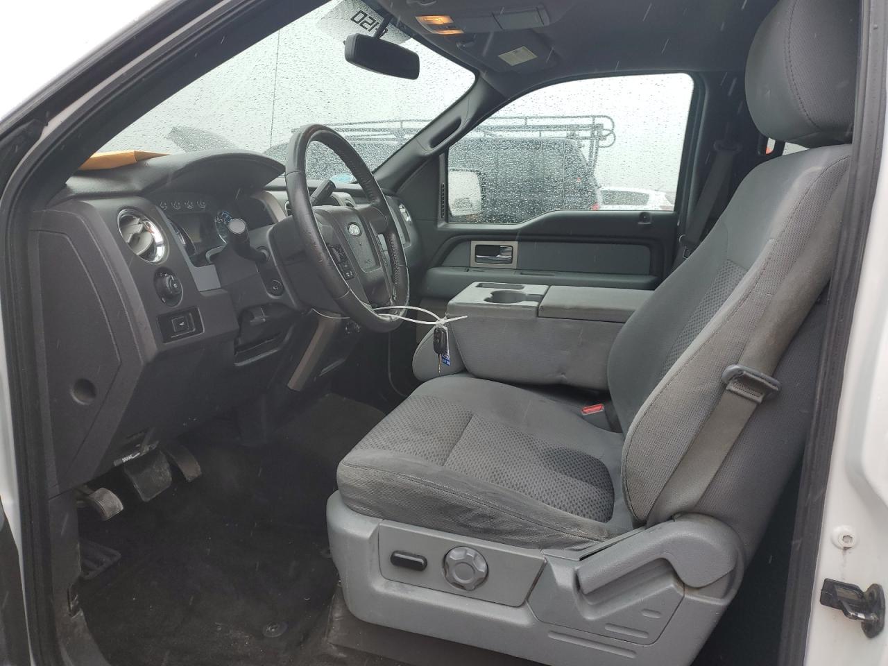 2011 Ford F-150 - Image 7