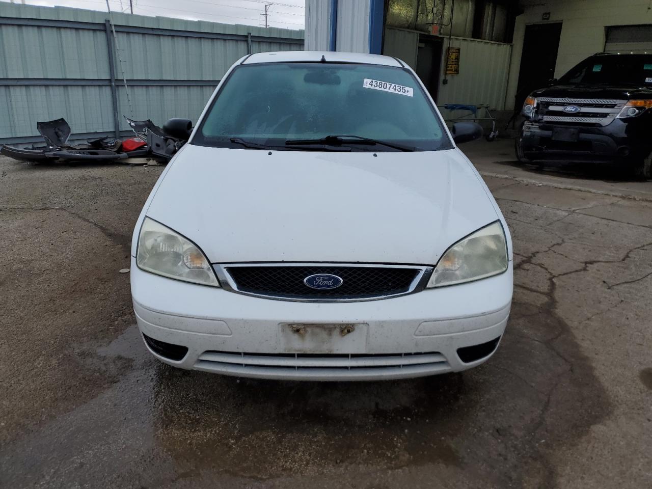 2006 Ford Focus - Image 5
