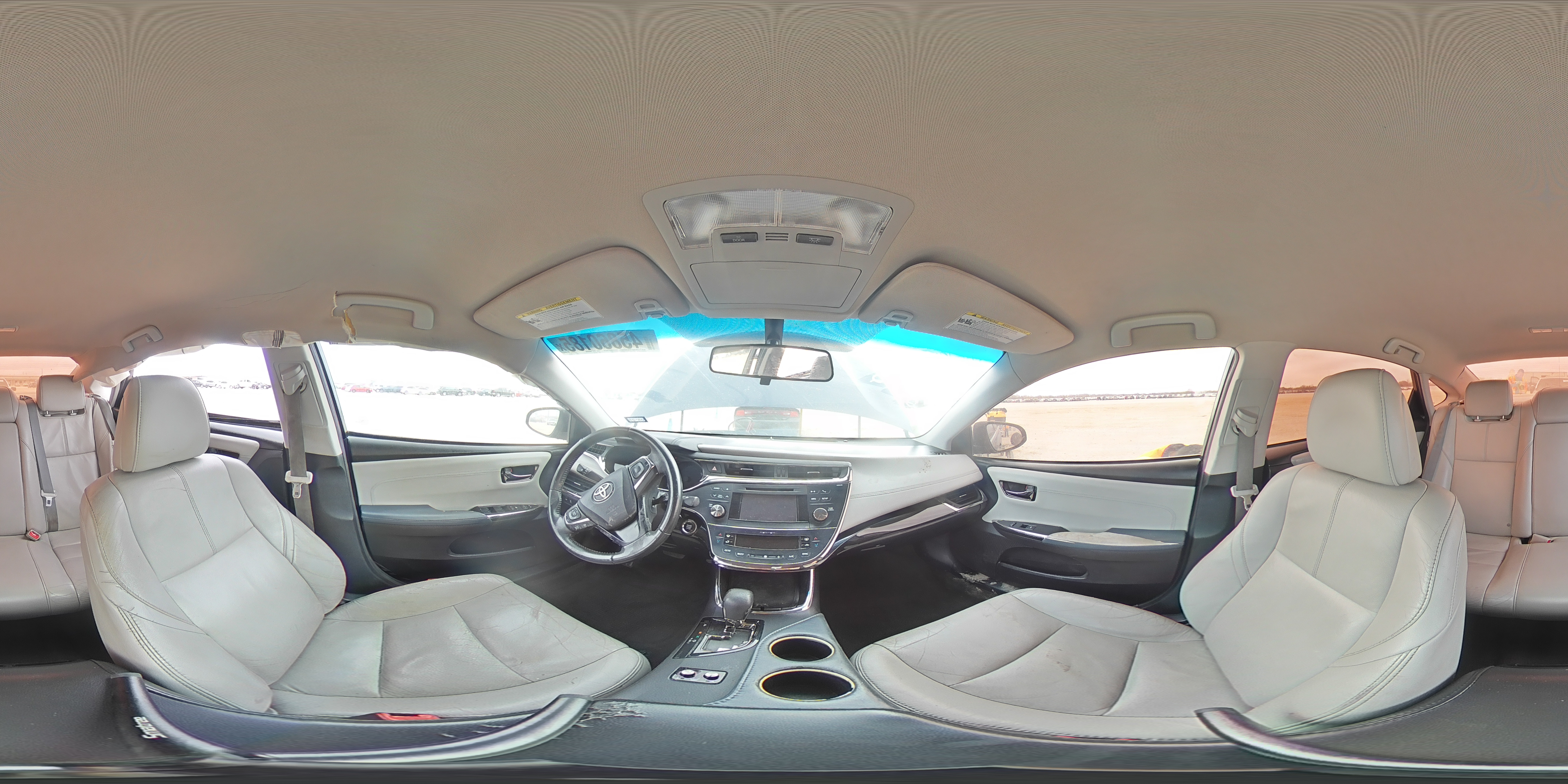 2014 Toyota Avalon - Image 13