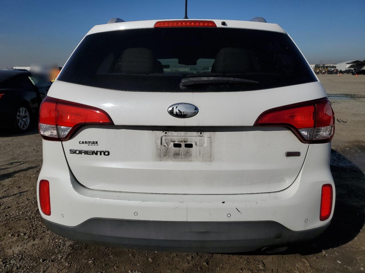 2015 Kia Sorento - Image 6