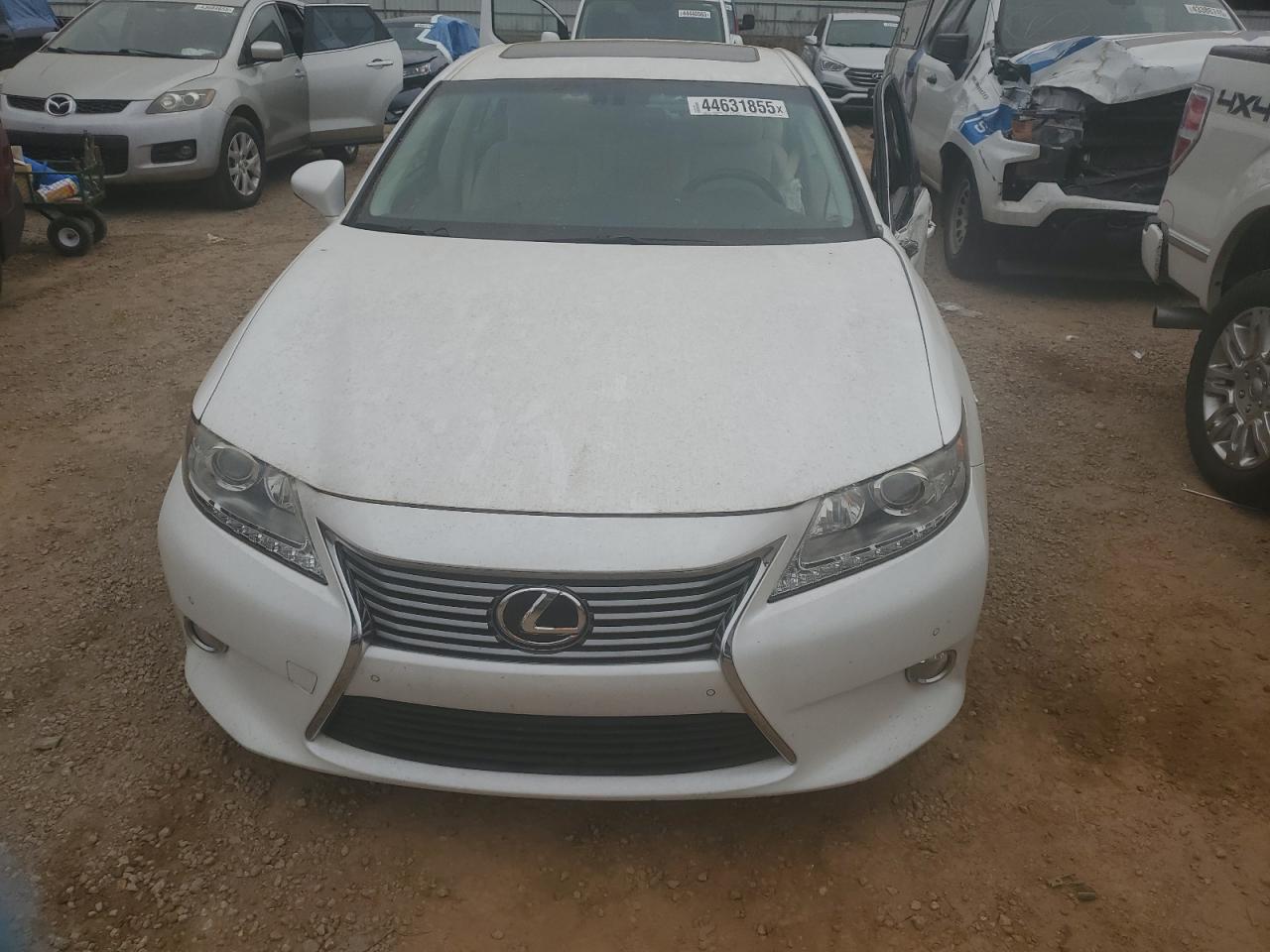 2015 Lexus ES - Image 5