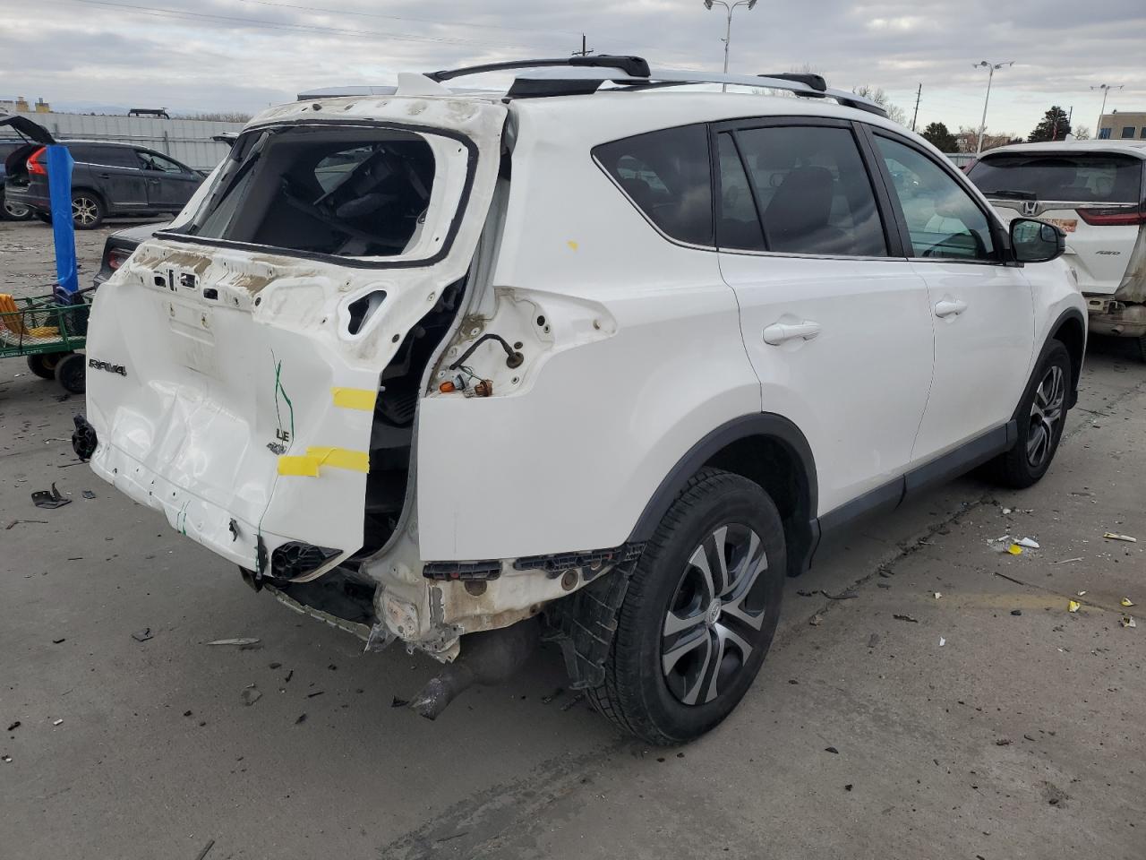 2016 Toyota RAV 4 - Image 3