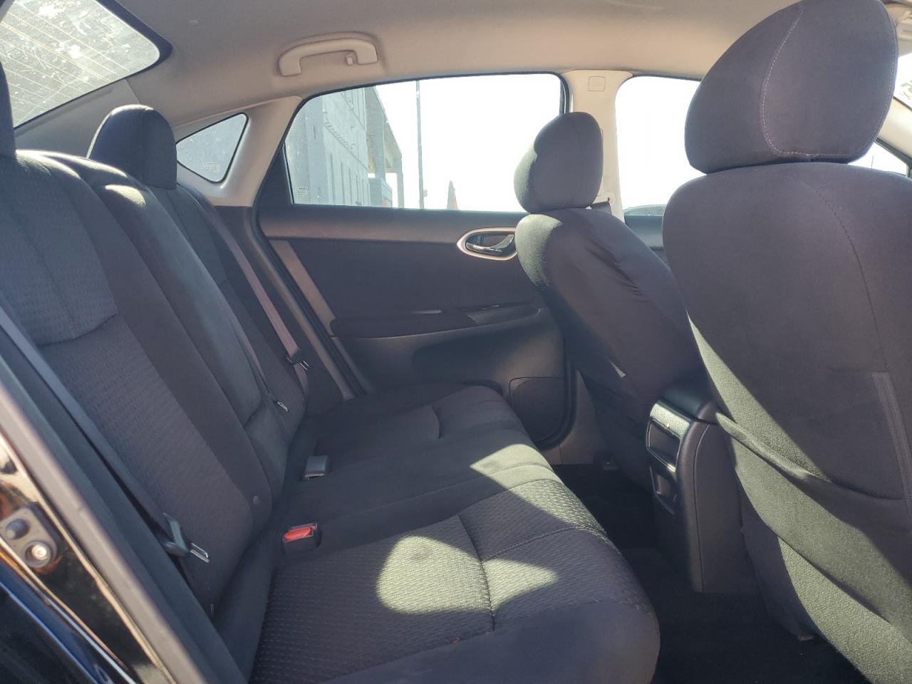 2013 Nissan Sentra - Image 10