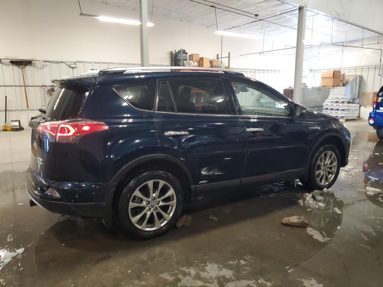 2017 Toyota RAV 4 - Image 3