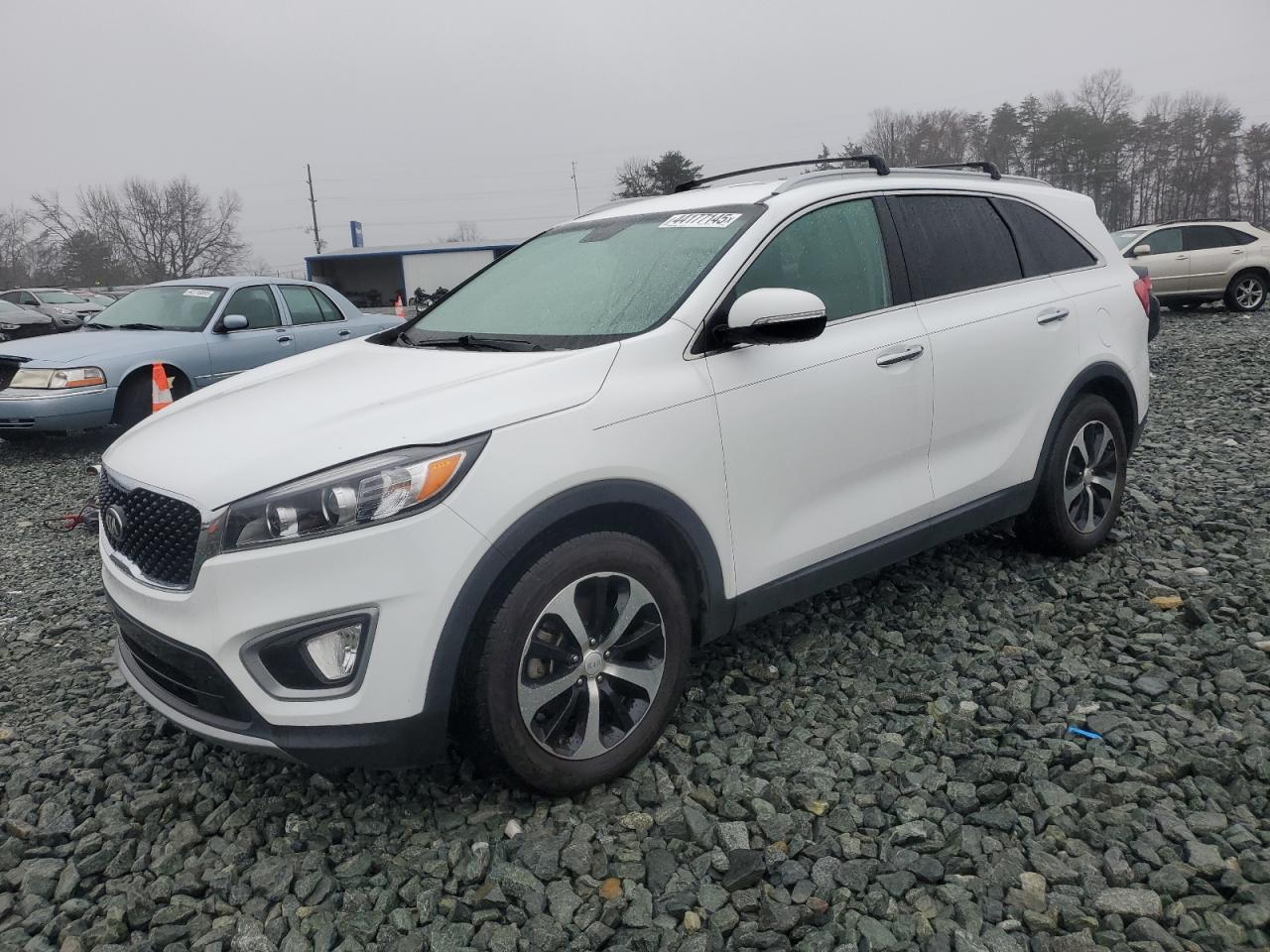2016 Kia Sorento - Image 1