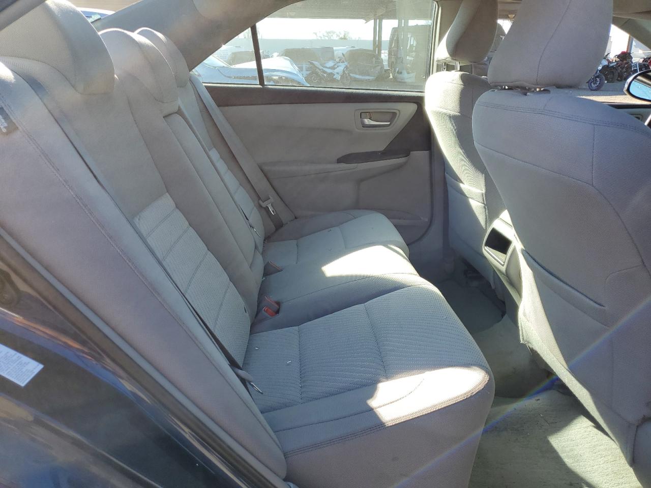 2015 Toyota Camry - Image 10