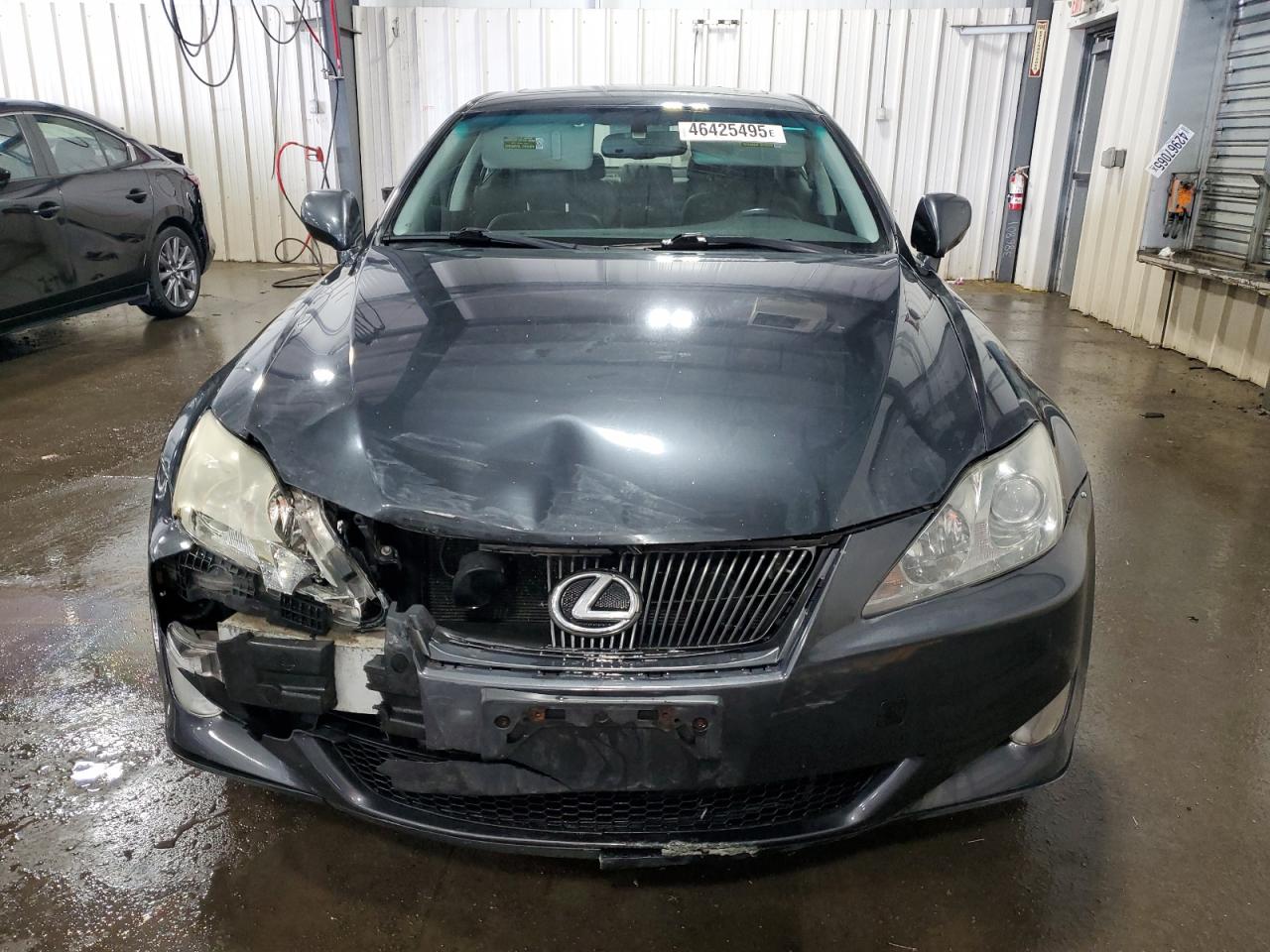 2008 Lexus IS - Image 5