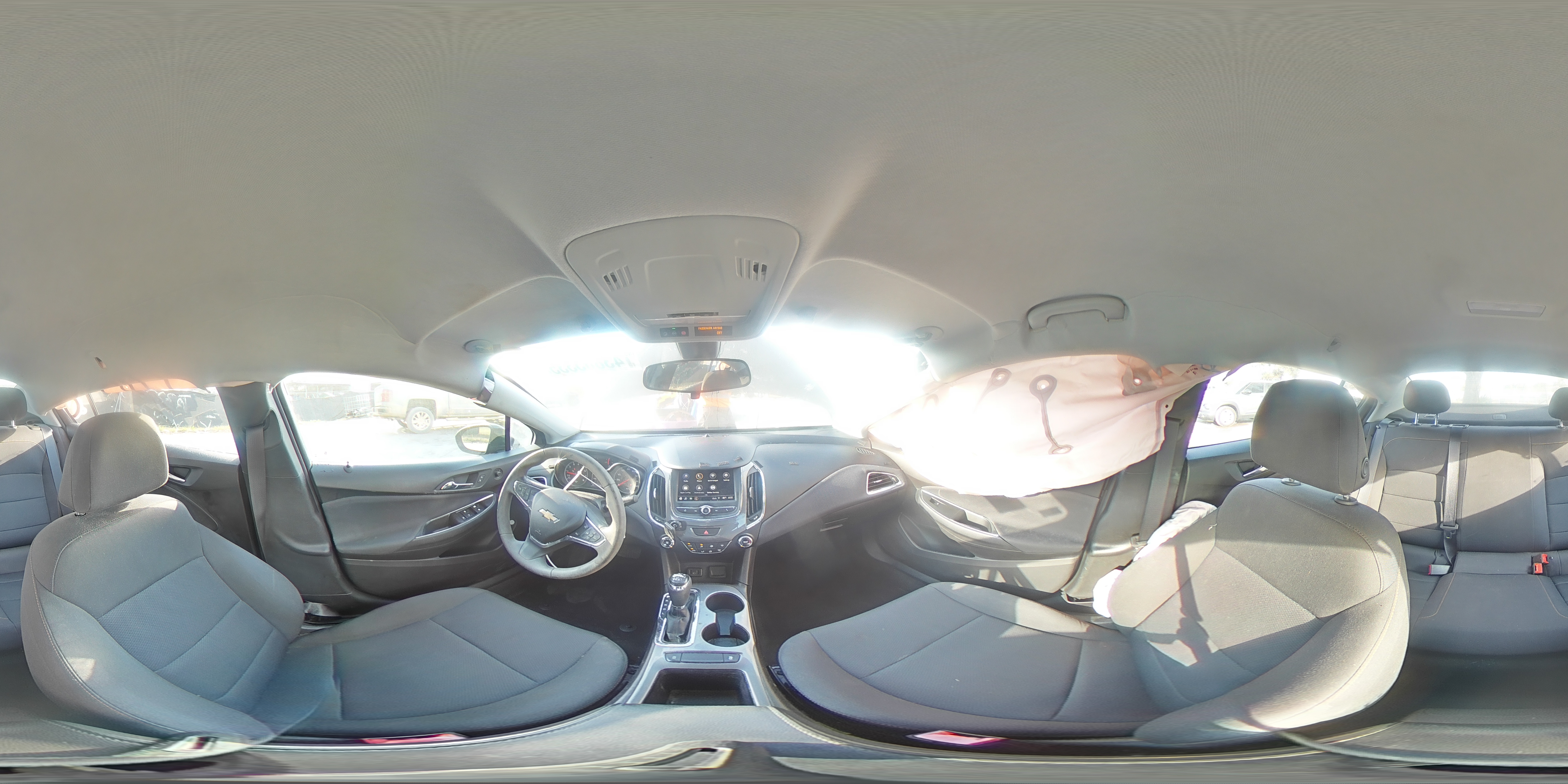 2019 Chevrolet Cruze - Image 12