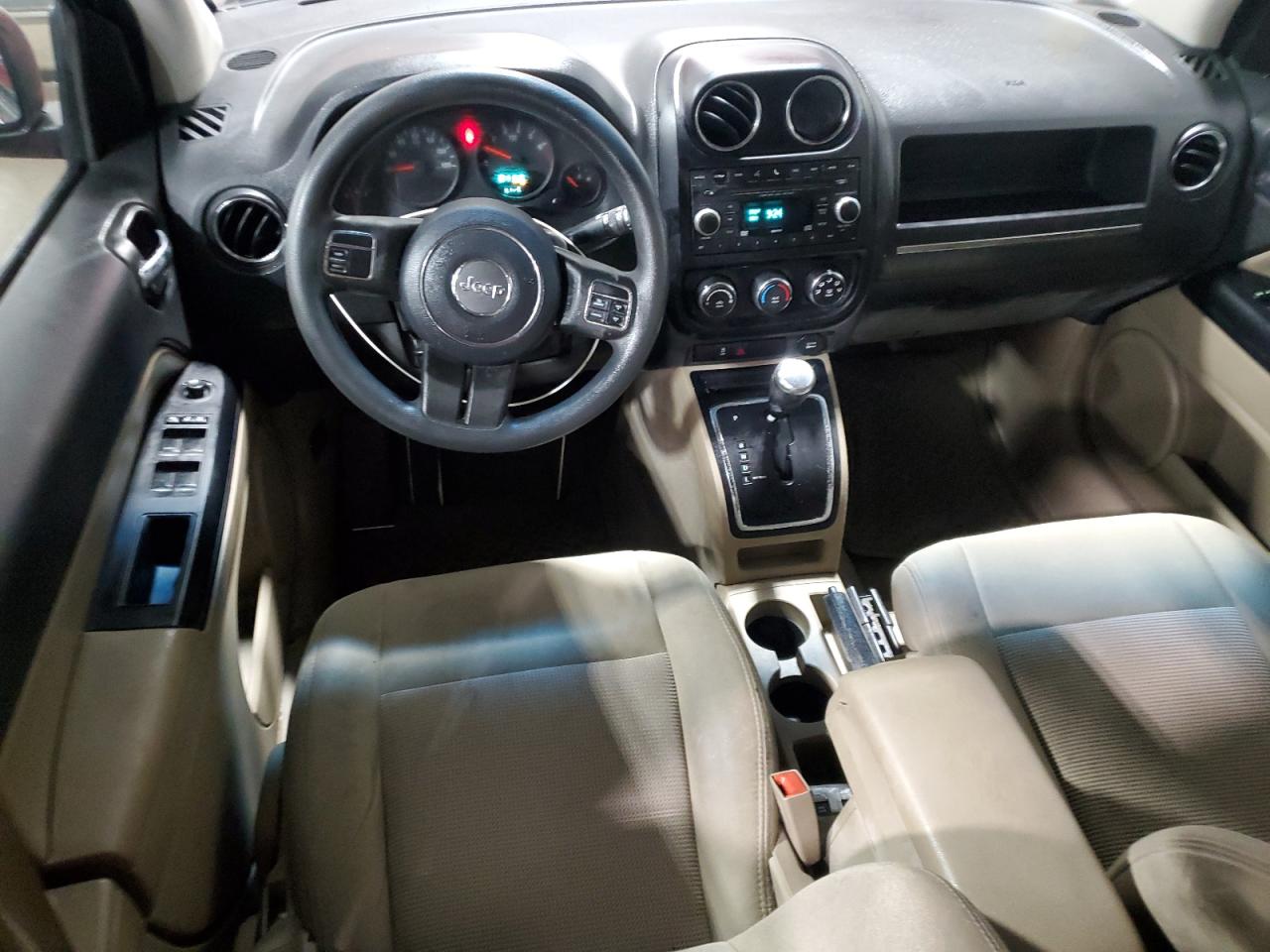 2012 Jeep Compass - Image 8