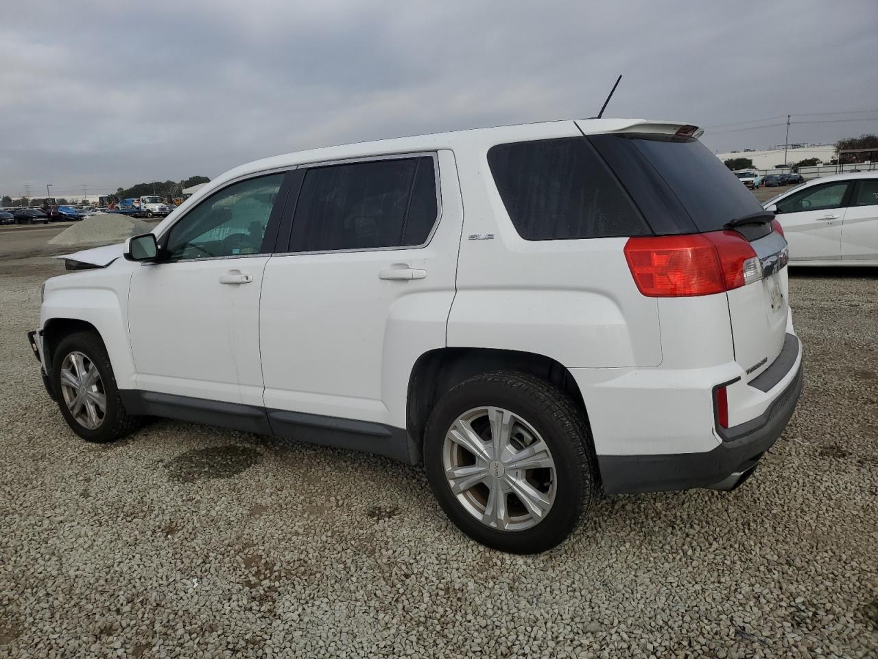 2017 GMC Terrain - Image 2