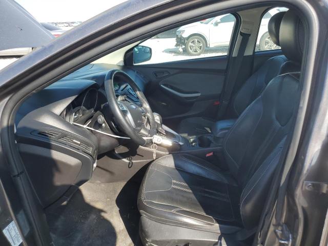  FORD FOCUS 2013 Серый