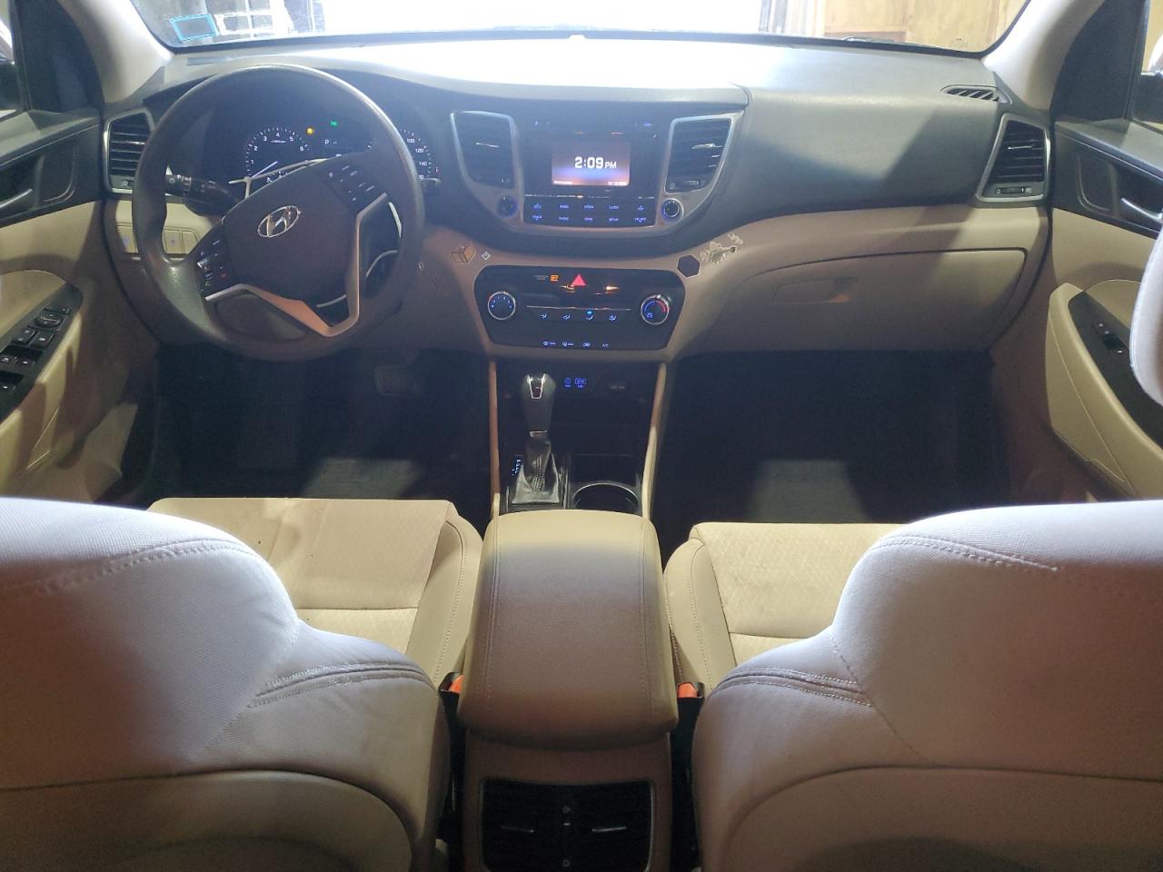 2017 Hyundai Tucson - Image 8