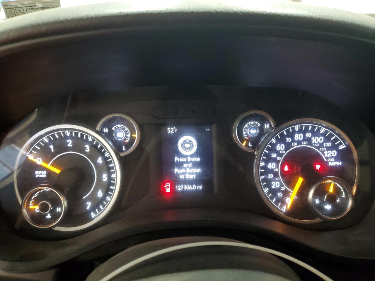 2019 RAM 1500 - Image 9