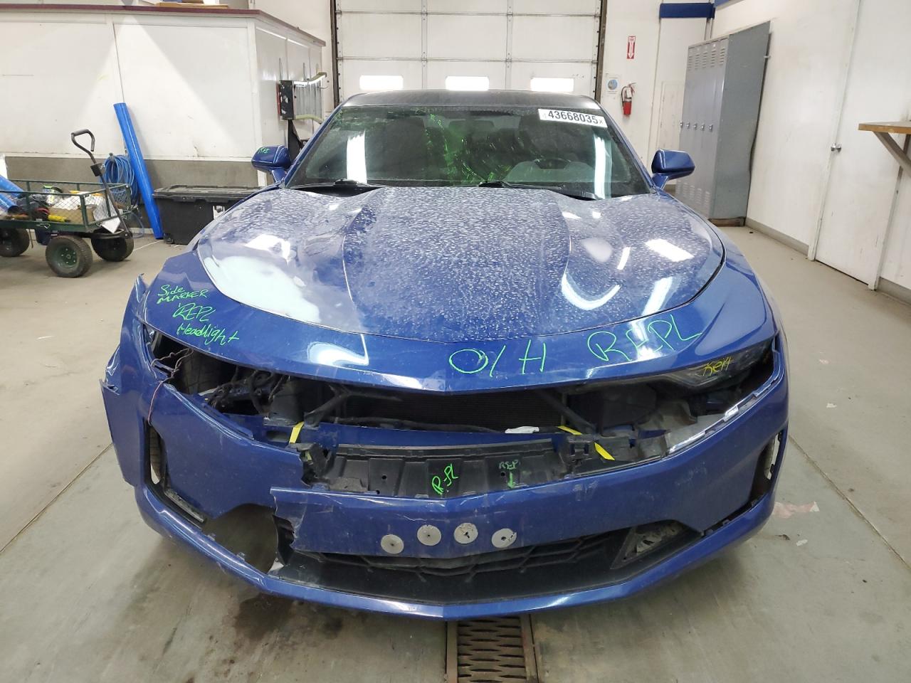 2020 Chevrolet Camaro - Image 5