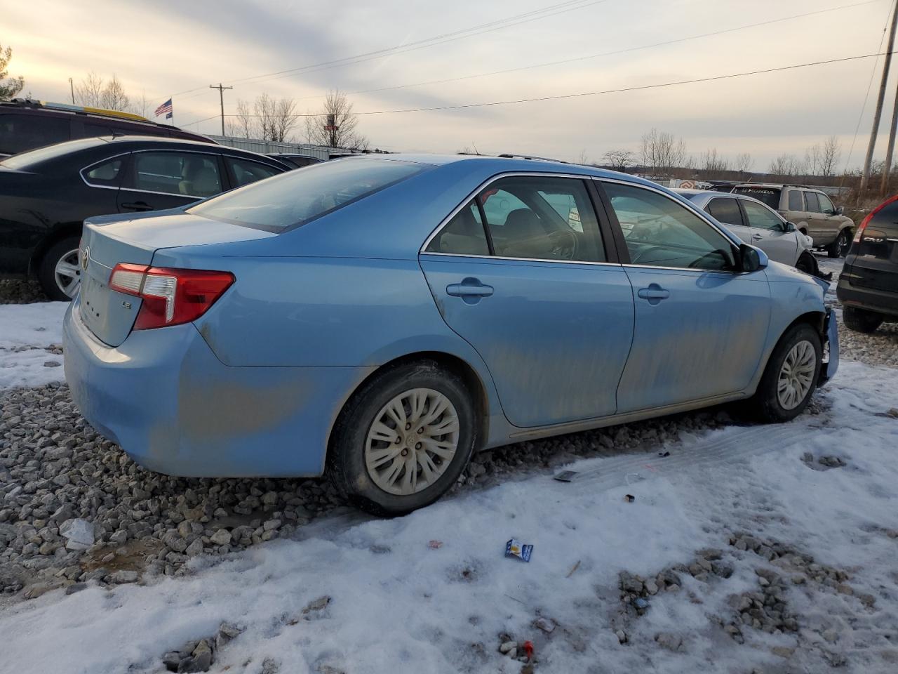 2013 Toyota Camry - Image 3