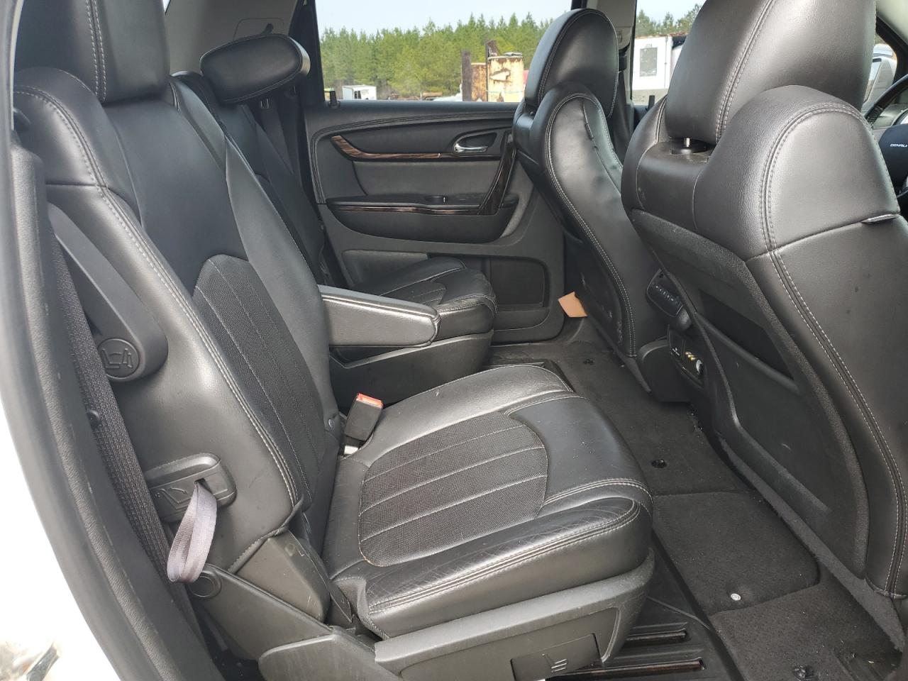 2013 GMC Acadia - Image 11