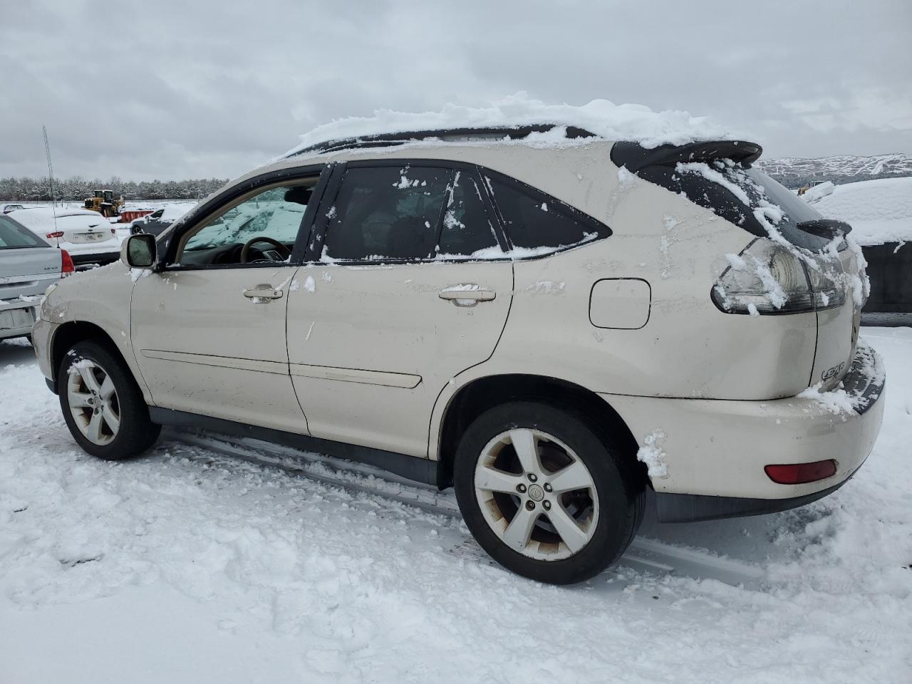 2005 Lexus RX - Image 2