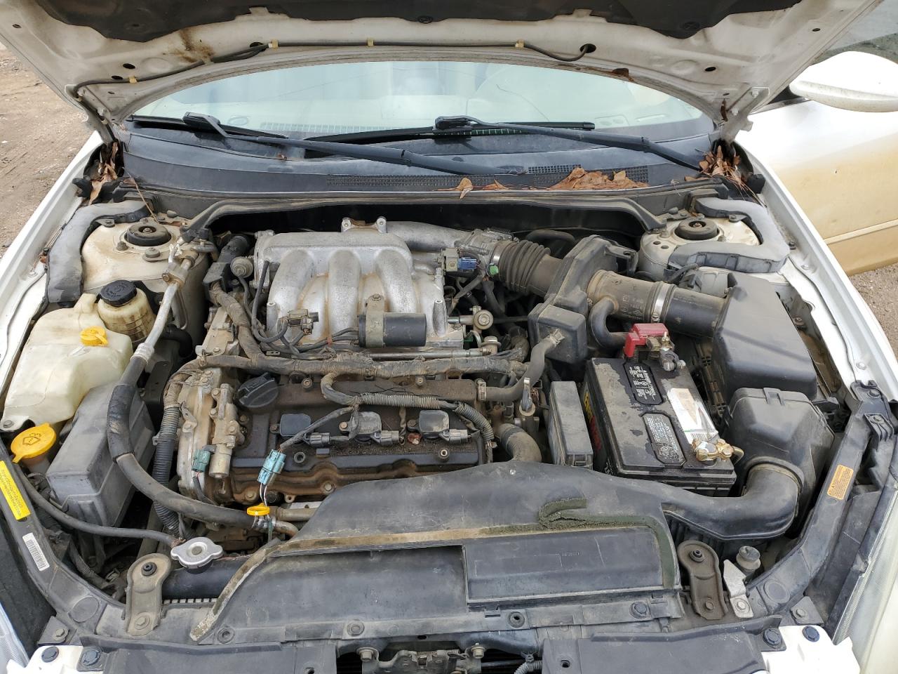 2003 Nissan Altima - Image 13