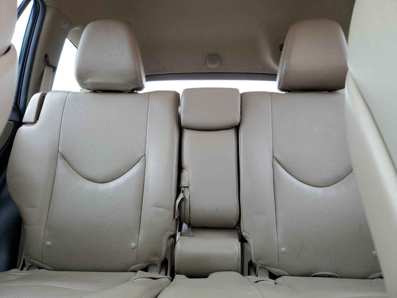 2011 Toyota RAV 4 - Image 10