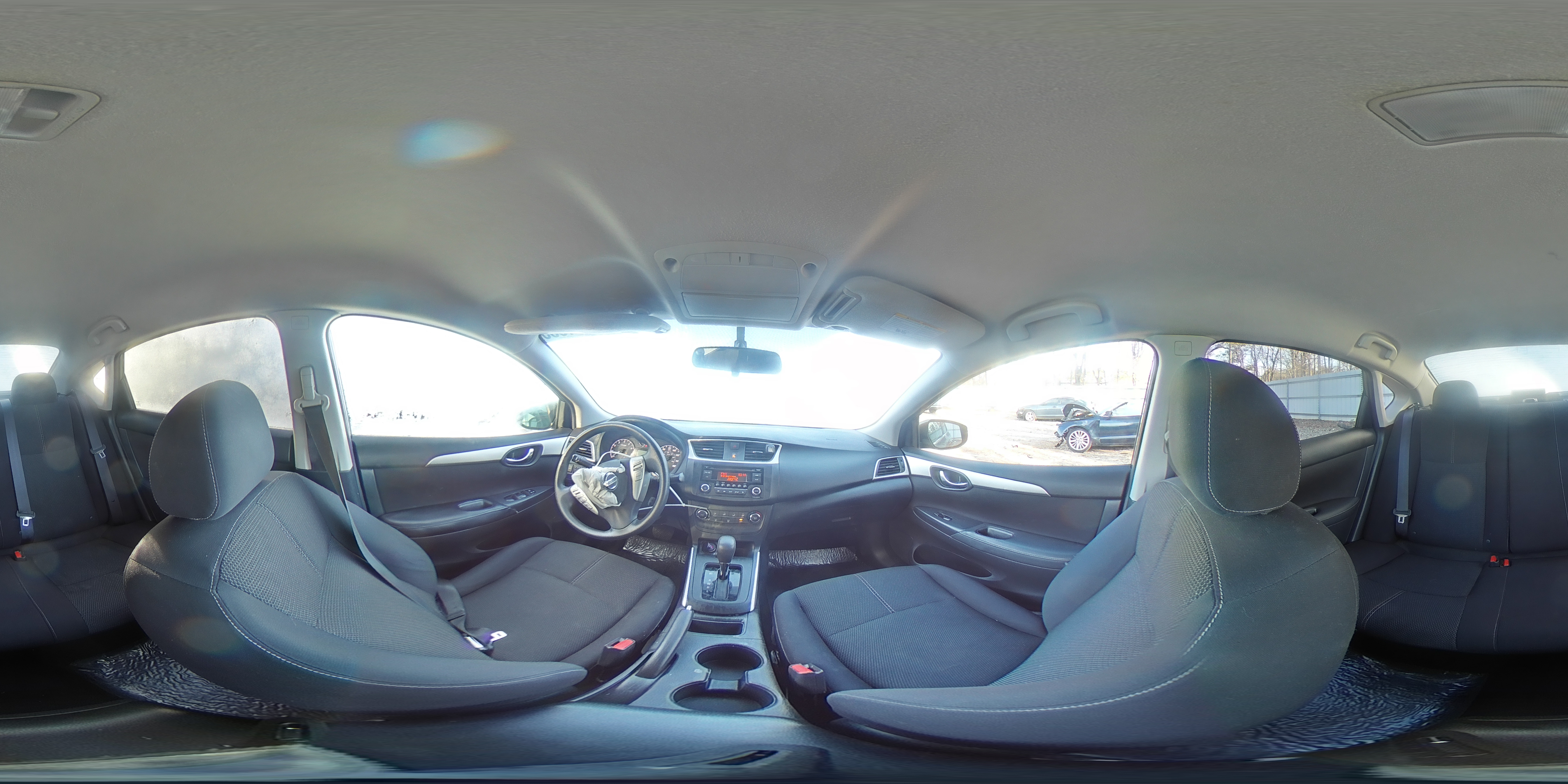 2017 Nissan Sentra - Image 13