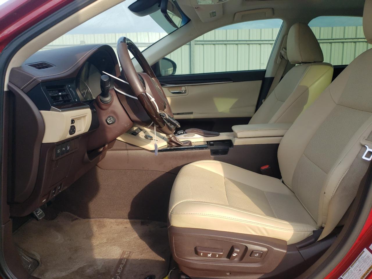 2017 Lexus ES - Image 7