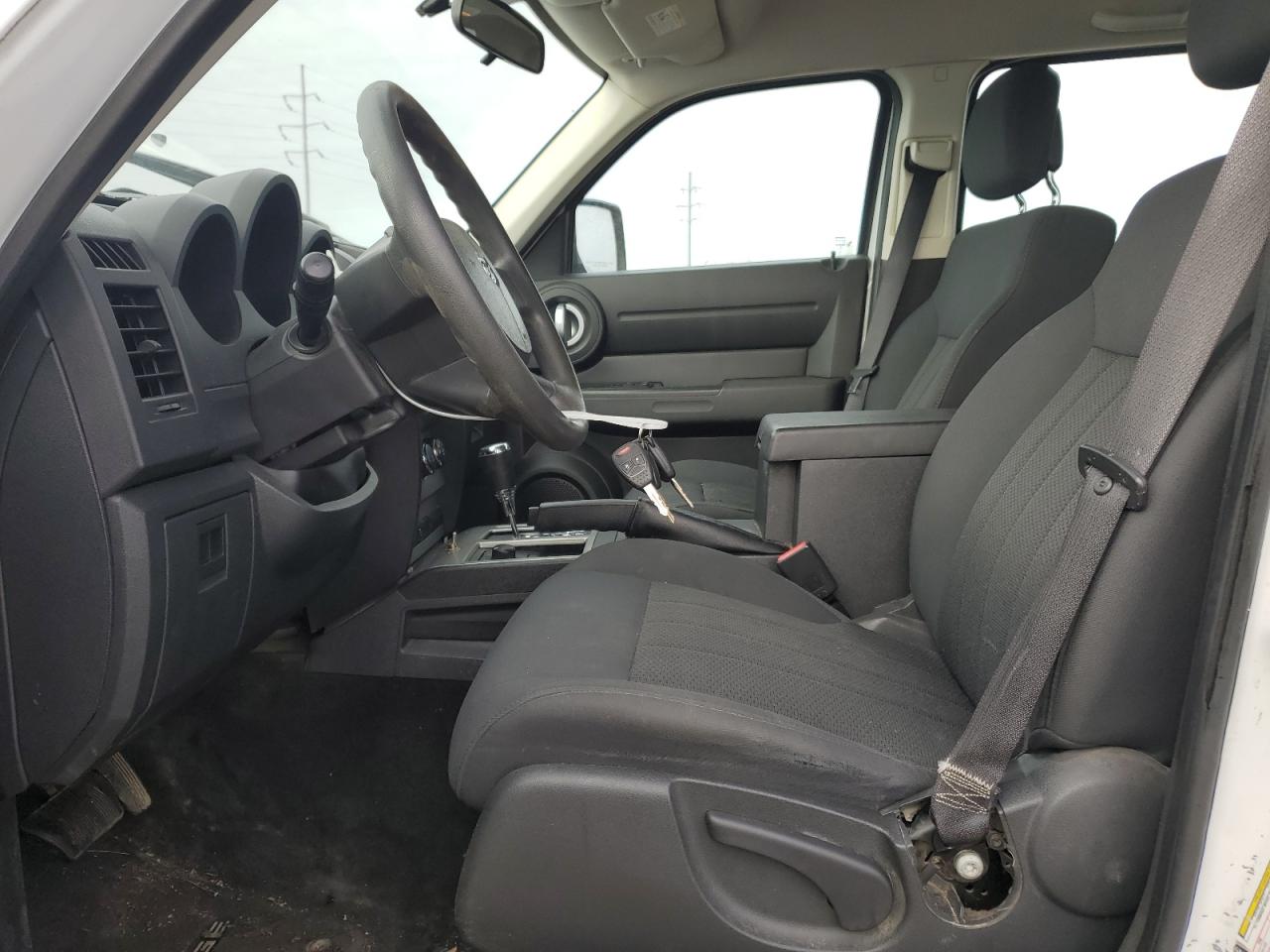 2011 Dodge Nitro - Image 7