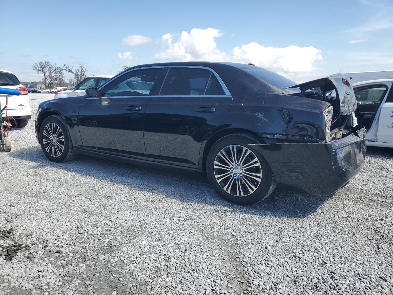 2013 Chrysler 300 - Image 2