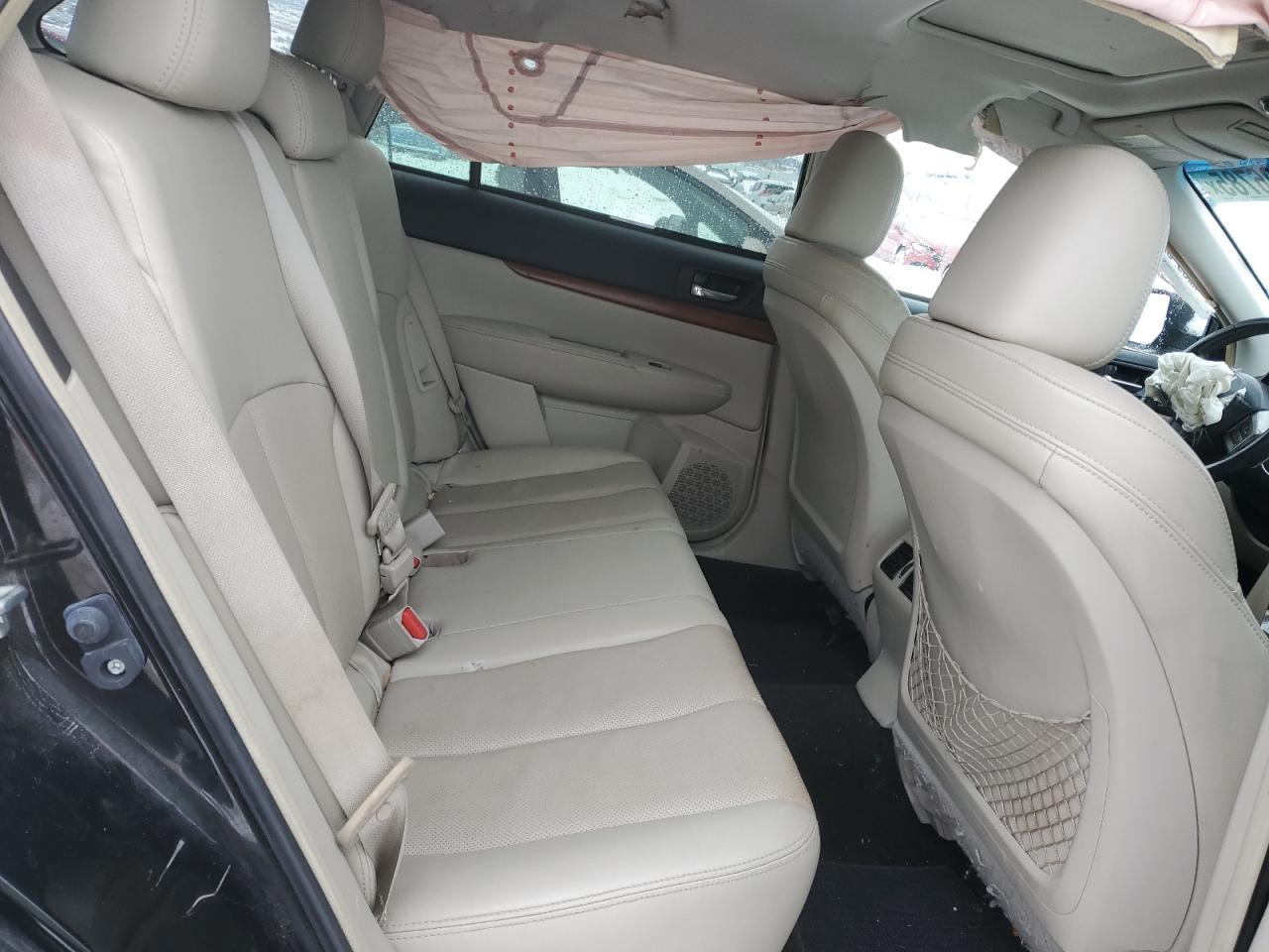 2014 Subaru Outback - Image 11