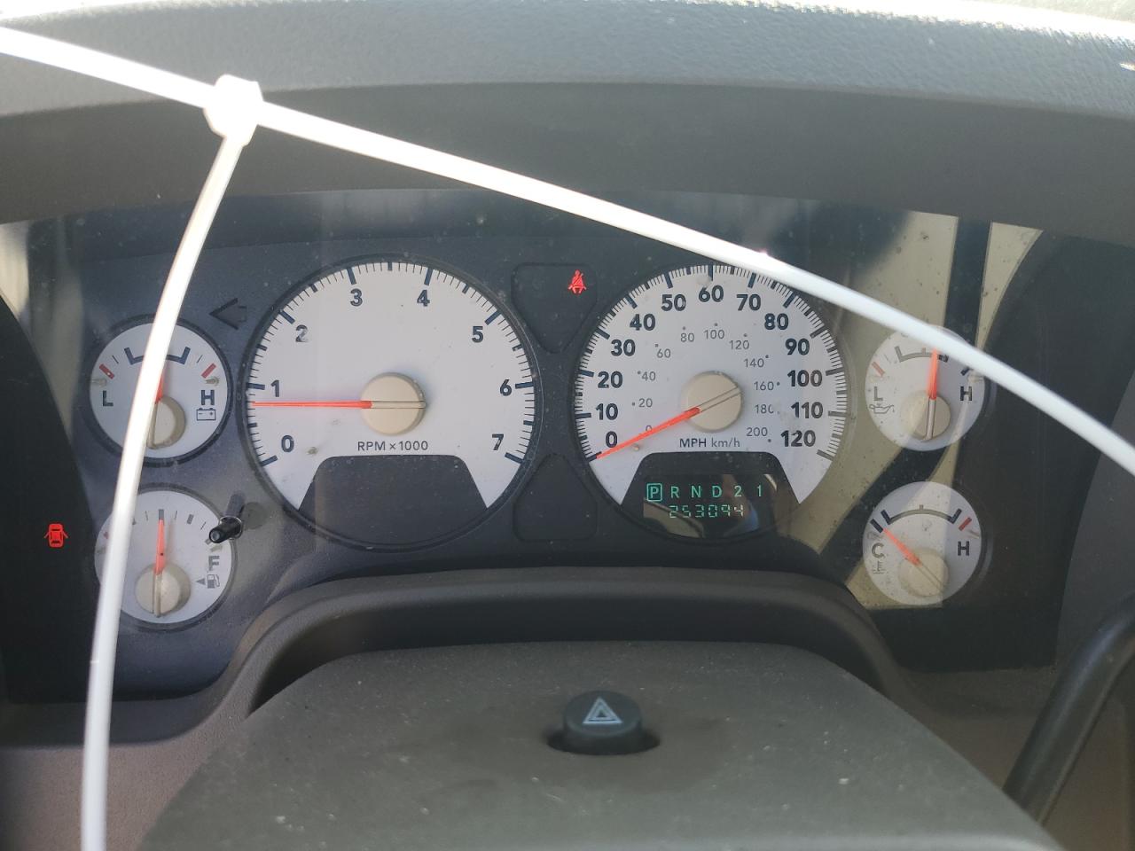 2006 Dodge RAM - Image 9