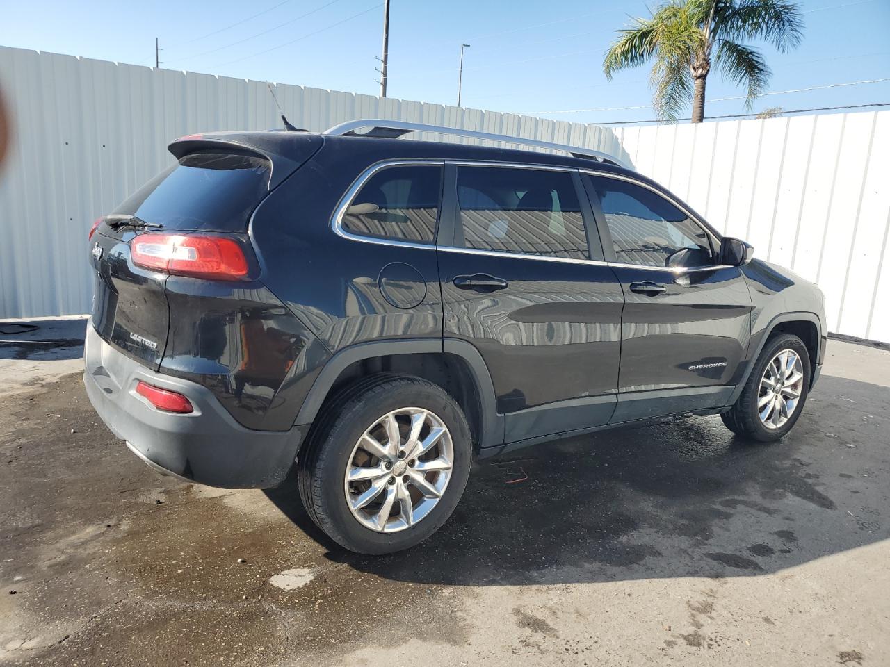 2014 Jeep Grand Cherokee - Image 3