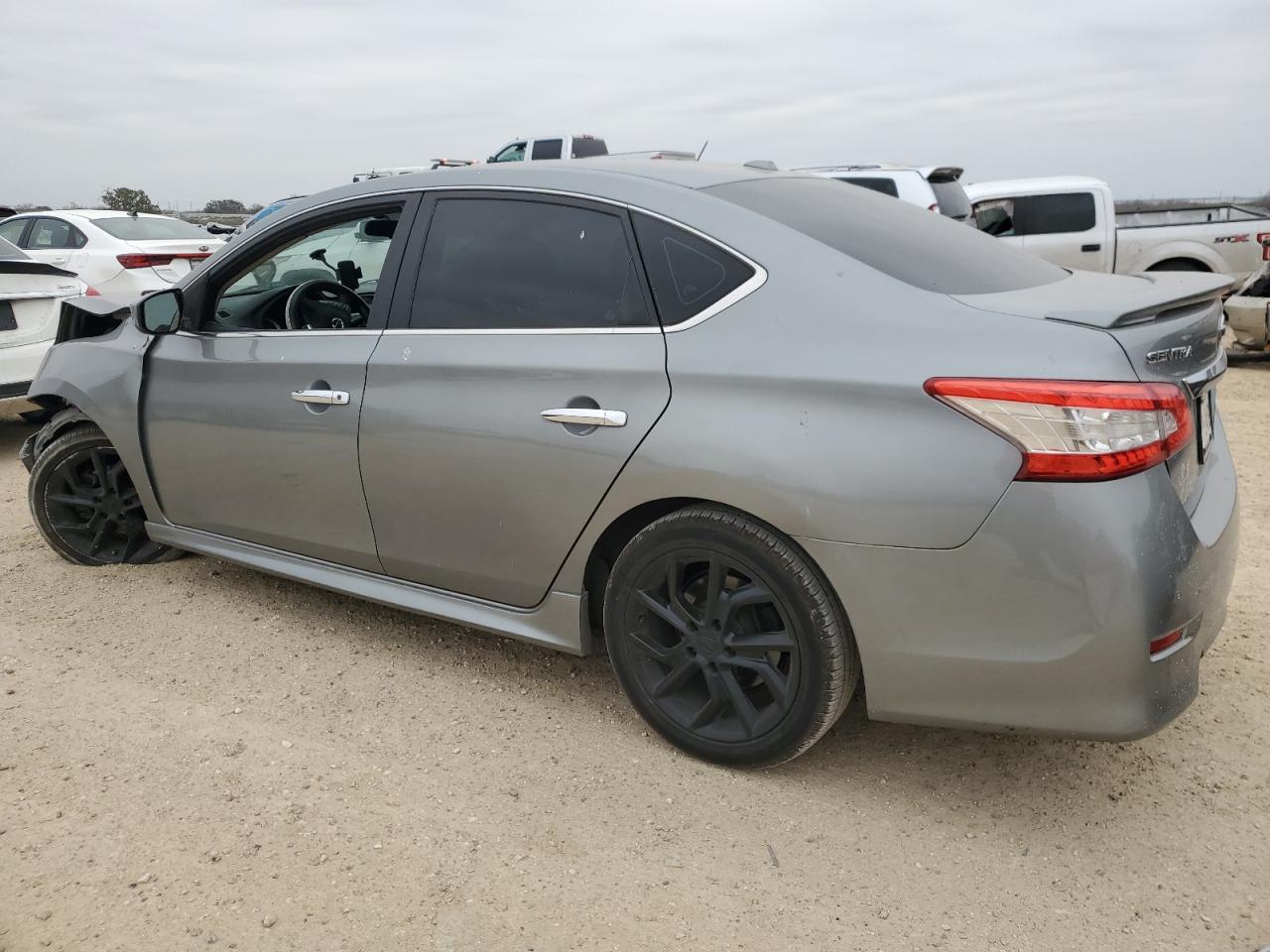 2013 Nissan Sentra - Image 2