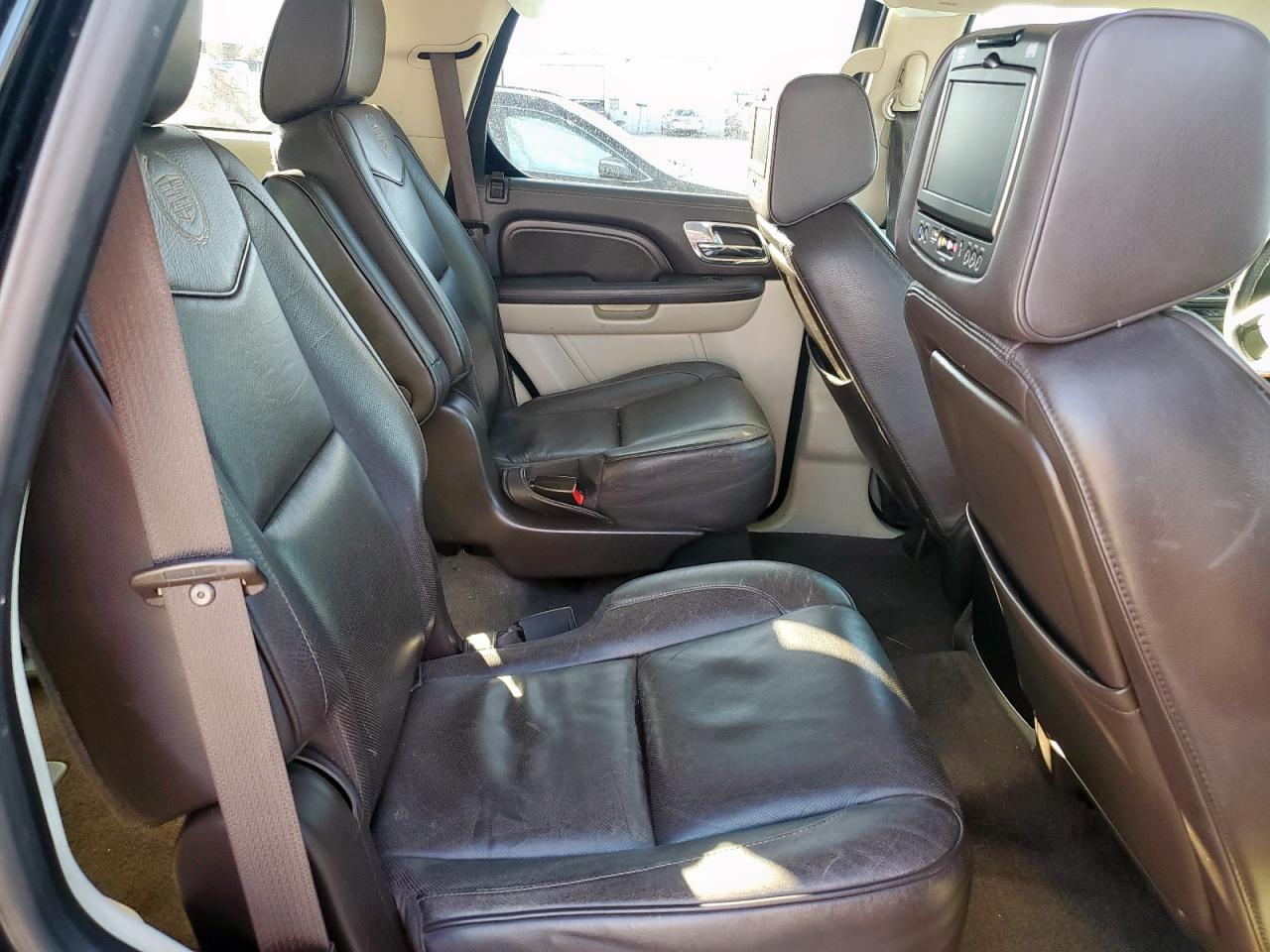 2013 Cadillac Escalade Platinum VIN: 1GYS3DEF8DR299804 Lot: 47114195