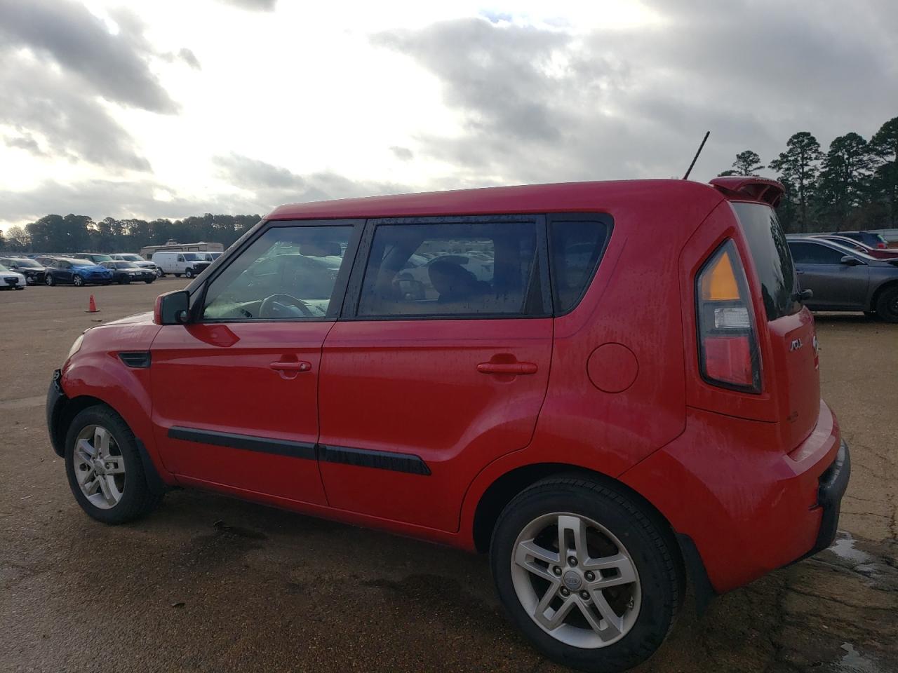 2011 Kia Soul - Image 2