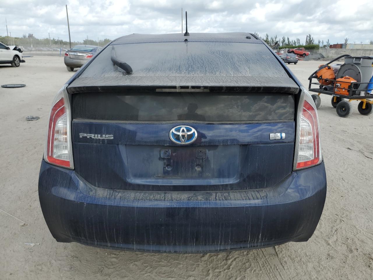2012 Toyota Prius - Image 6