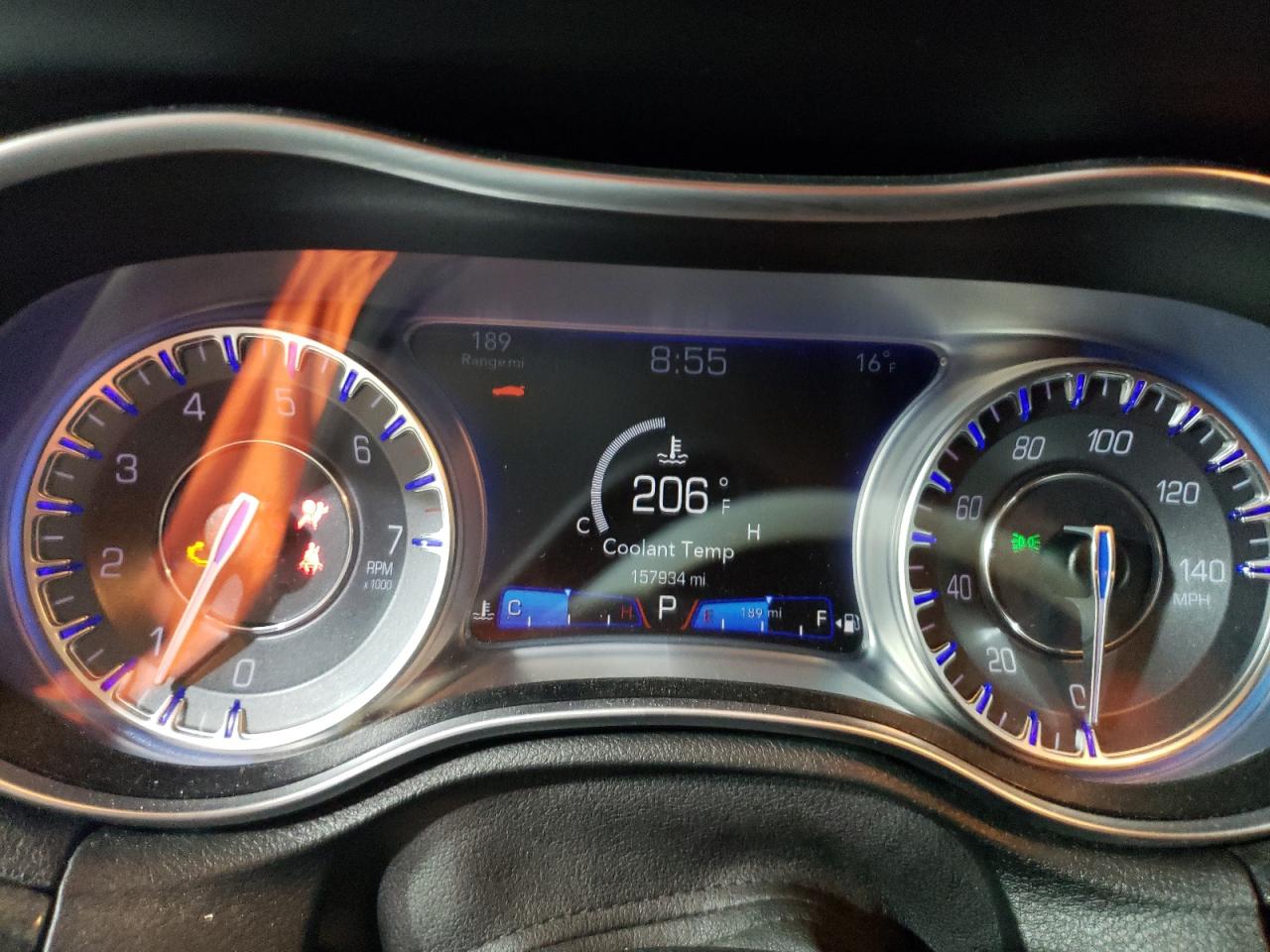 2018 Chrysler 300 - Image 9