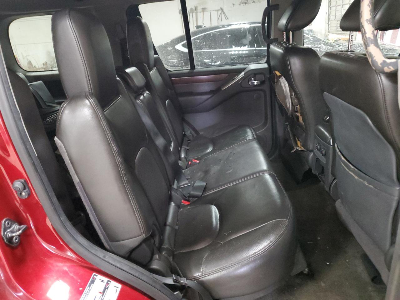 2012 Nissan Pathfinder - Image 11