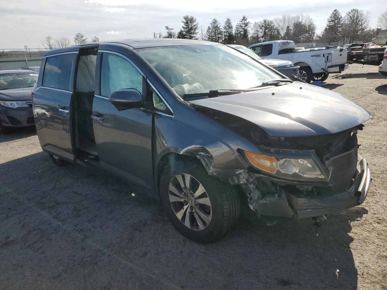 2015 Honda Odyssey - Image 4