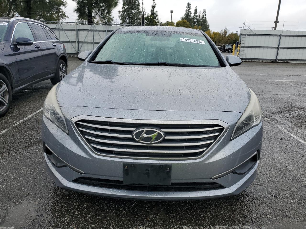 2017 Hyundai Sonata - Image 5