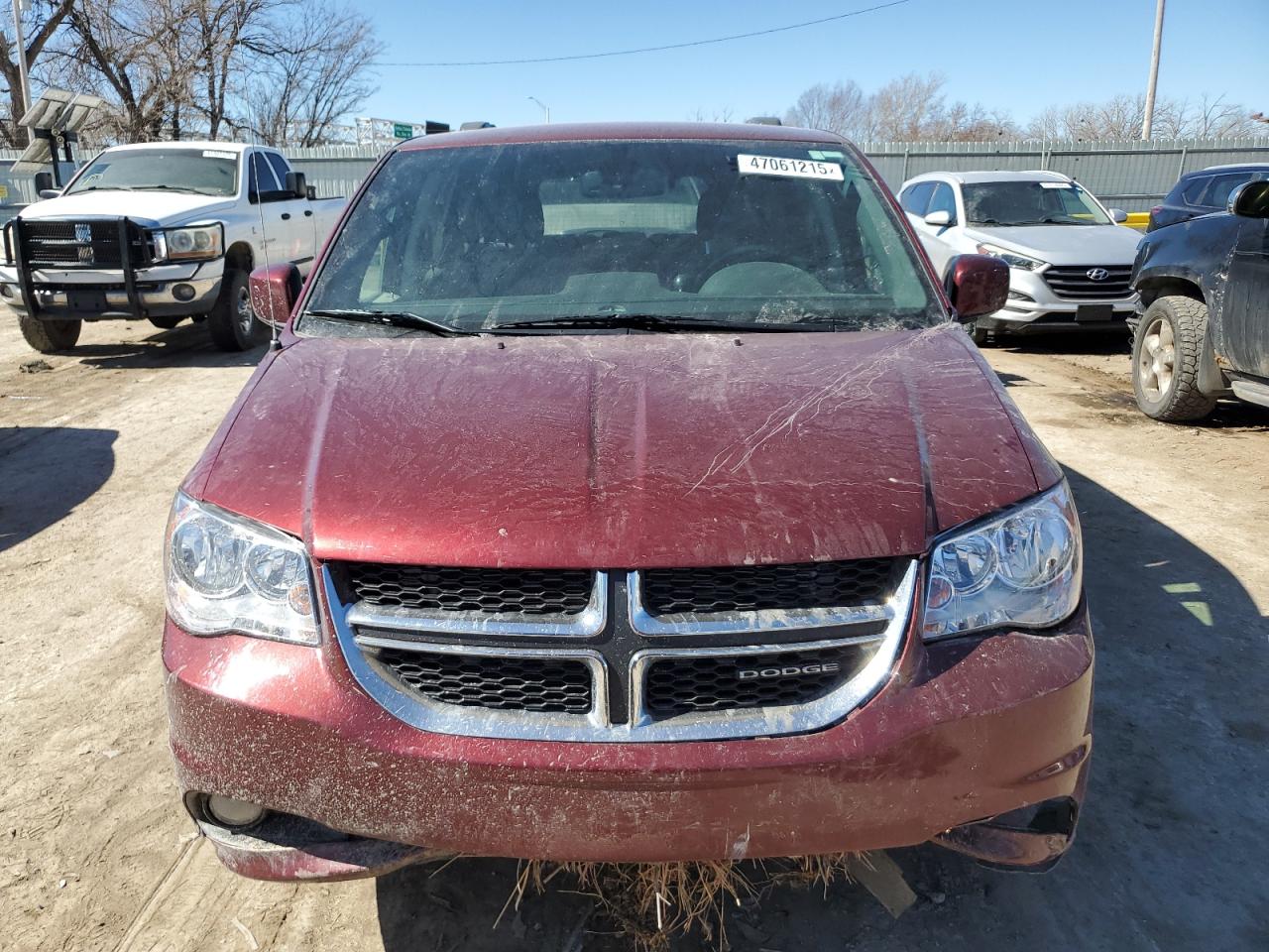 2019 Dodge Caravan - Image 5