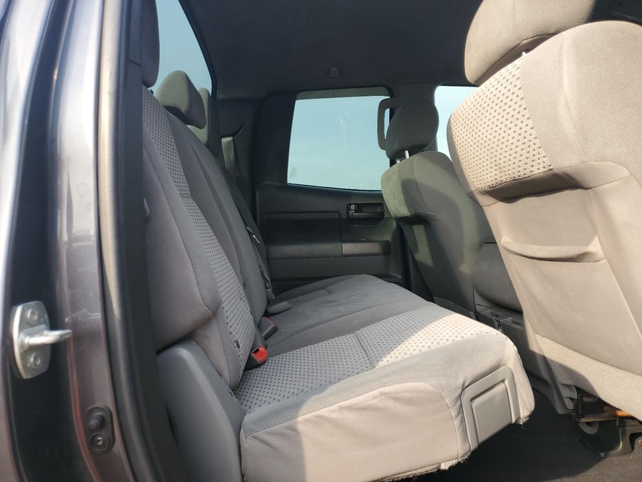 2013 Toyota Tundra - Image 10