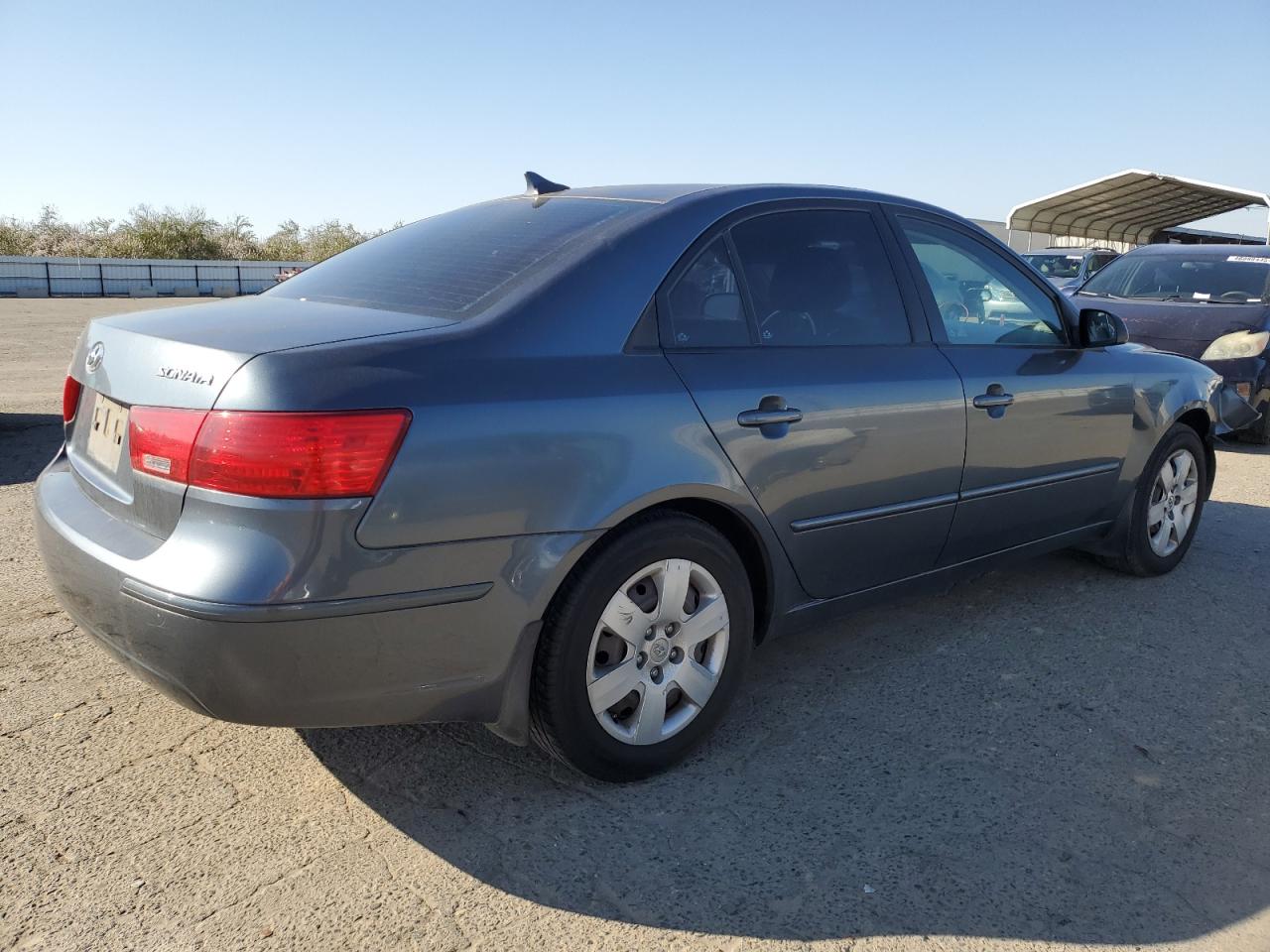 2009 Hyundai Sonata - Image 3