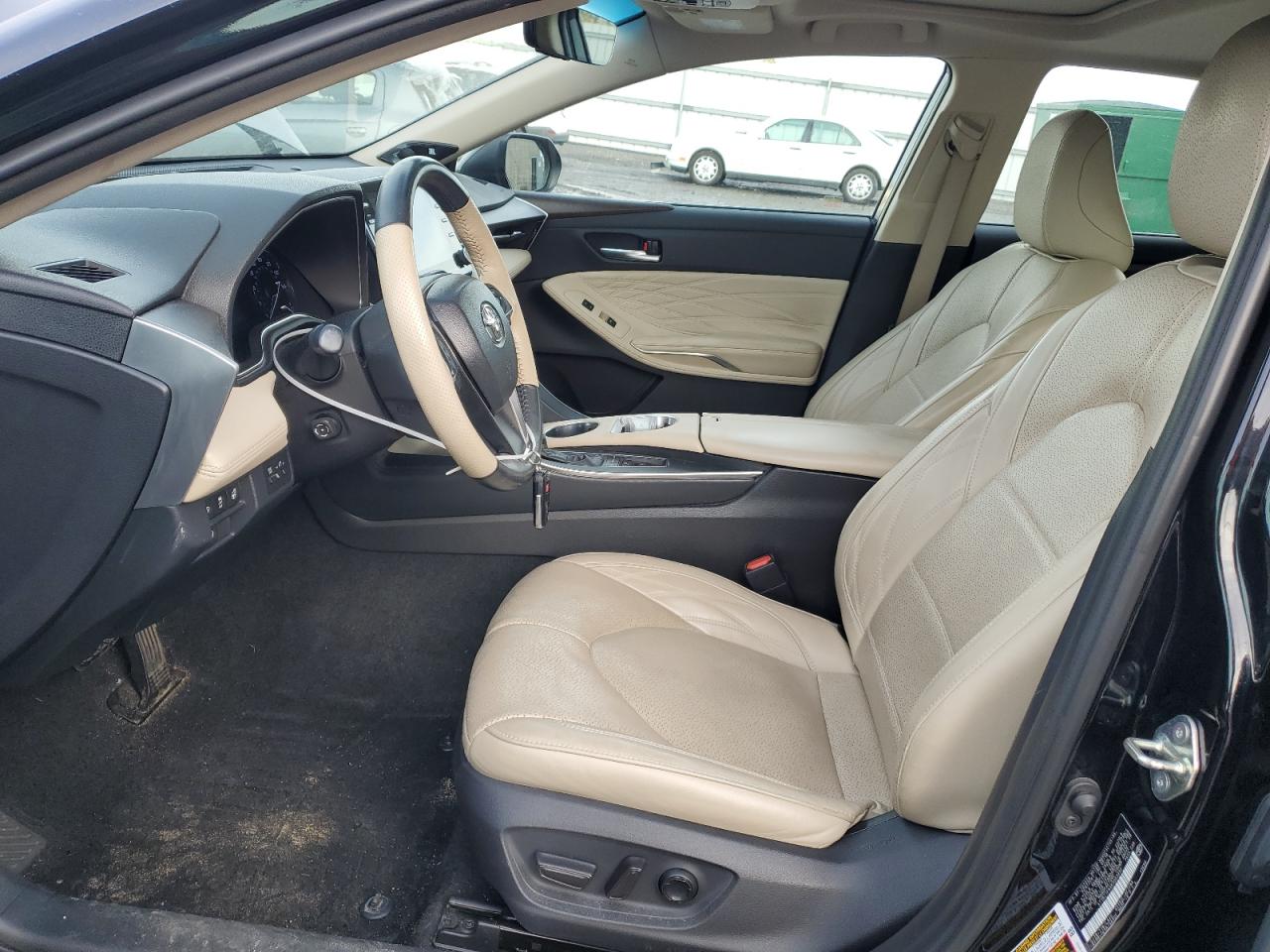 2019 Toyota Avalon - Image 7