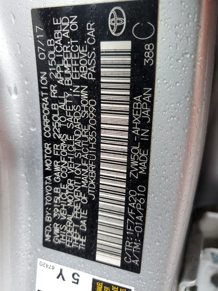 2017 Toyota Prius - Image 13